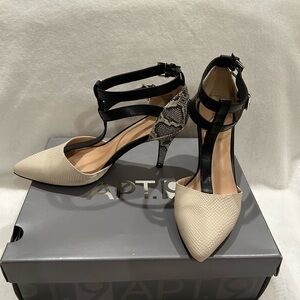 Apt. 9 Black and Cream Snakeskin Heels